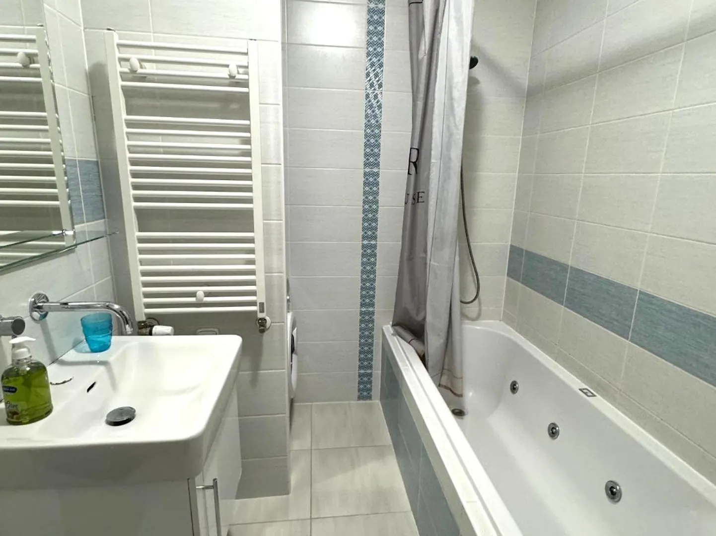 Hip Prague Area Central Flat 0*,